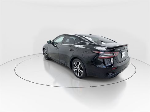Used 2021 Nissan Maxima SR w/ Sport Mat Group image 6