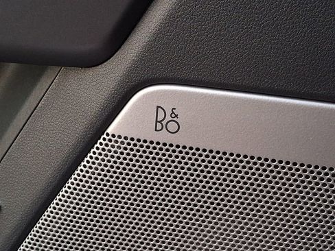 Used 2024 Ford F150 Lariat w/ FX4 Off-Road Package image 23