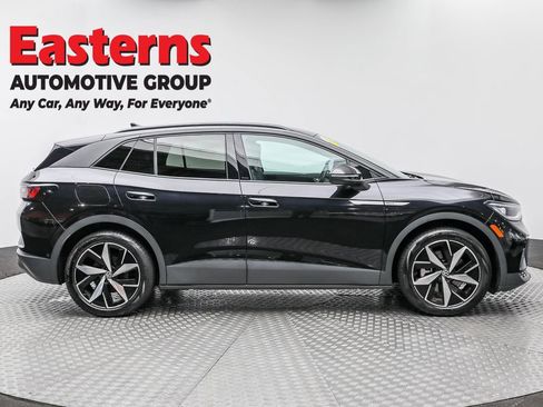Used 2023 Volkswagen ID.4 Pro S image 4