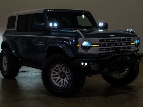 Used 2025 Ford Bronco Heritage Edition image 9