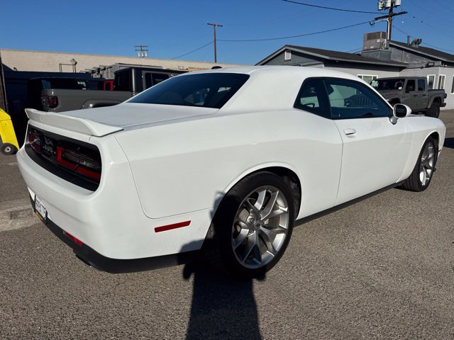 Used 2022 Dodge Challenger GT RWD image 5