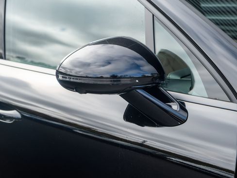 Used 2026 Porsche Macan image 39