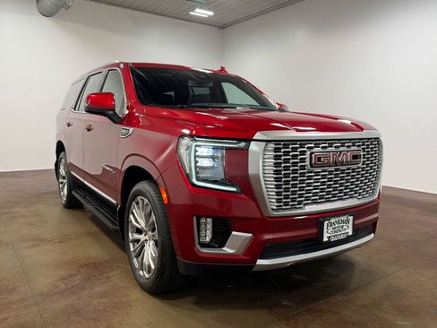 Used 2023 GMC Yukon Denali AWD/4WD image 30
