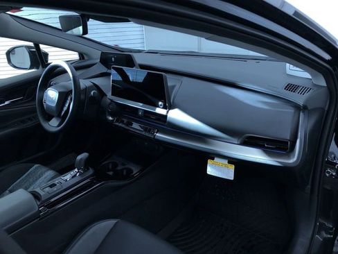 New 2026 Toyota Prius XLE image 12