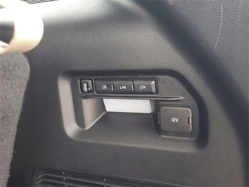 Used 2020 Ford Explorer Limited w/ Class III Trailer Tow Package image 9