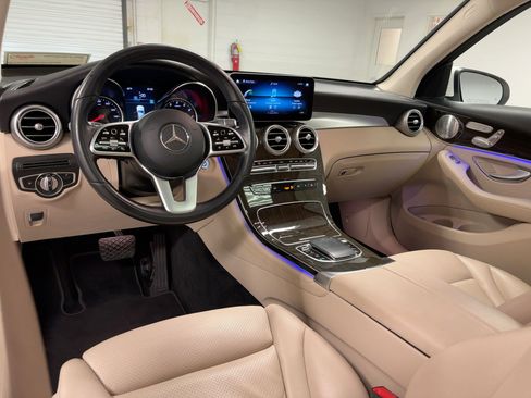 Used 2020 Mercedes-Benz GLC 300 image 28