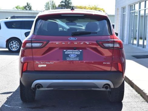 Used 2024 Ford Escape Platinum AWD/4WD image 11