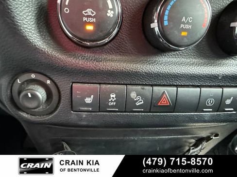 Used 2014 Jeep Wrangler Unlimited Sahara w/ Connectivity Group AWD/4WD image 24