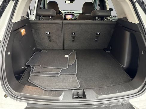 Used 2023 Chevrolet TrailBlazer LT w/ Convenience Package image 11