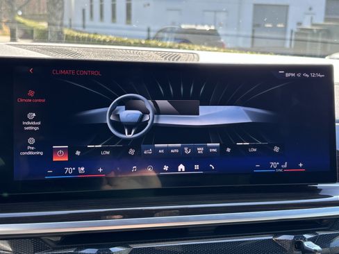 Certified 2024 BMW X5 xDrive40i w/ M Sport Package image 29