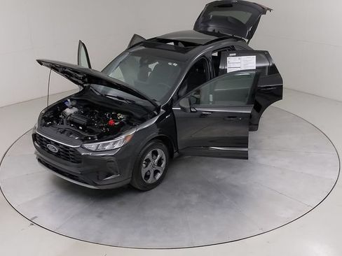 Certified 2024 Ford Escape ST-Line w/ Tech Pack #1 AWD/4WD image 57