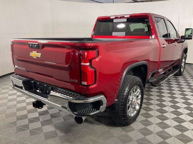 Used 2026 Chevrolet Silverado 2500 LTZ w/ LTZ Plus Package AWD/4WD image 8