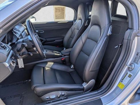 Used 2024 Porsche 718 Boxster image 15