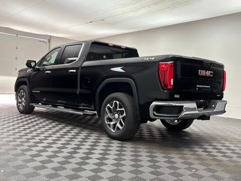 New 2026 GMC Sierra 1500 SLT w/ SLT Premium Package AWD/4WD image 13