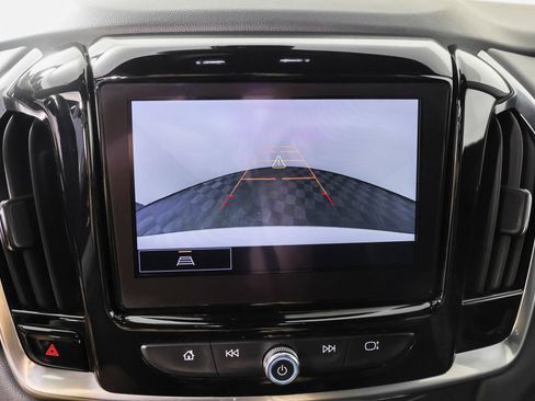 Used 2022 Chevrolet Traverse LT w/ LPO, Floor Liner Package AWD/4WD image 8