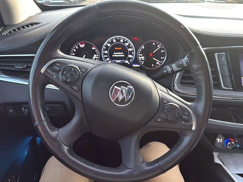 Used 2020 Buick Enclave Avenir image 3