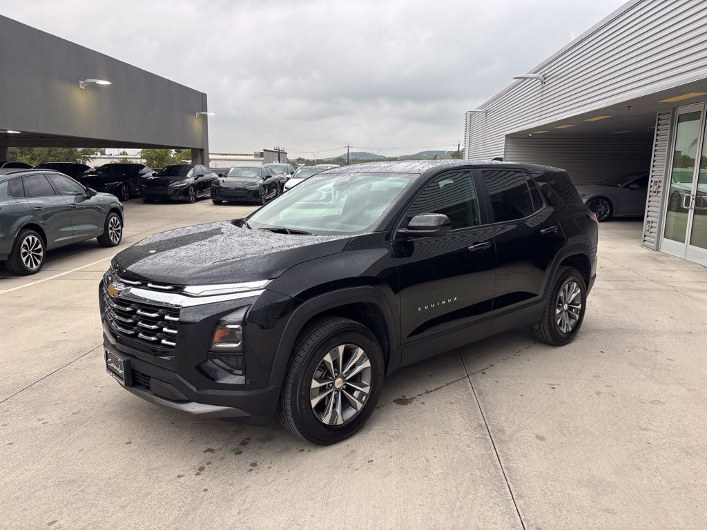 Used 2026 Chevrolet Equinox LT FWD image 6