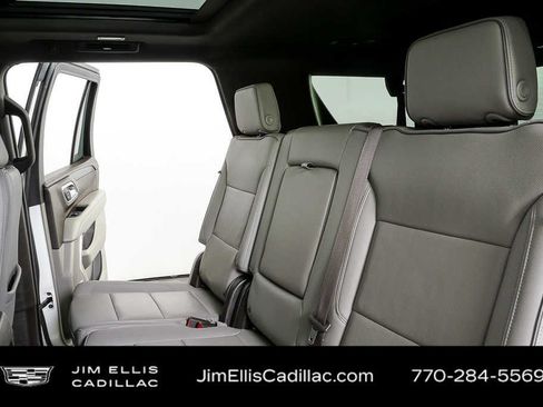 Used 2023 GMC Yukon SLT RWD image 20