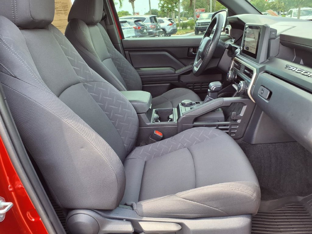 Used 2024 Toyota Tacoma SR AWD/4WD image 14