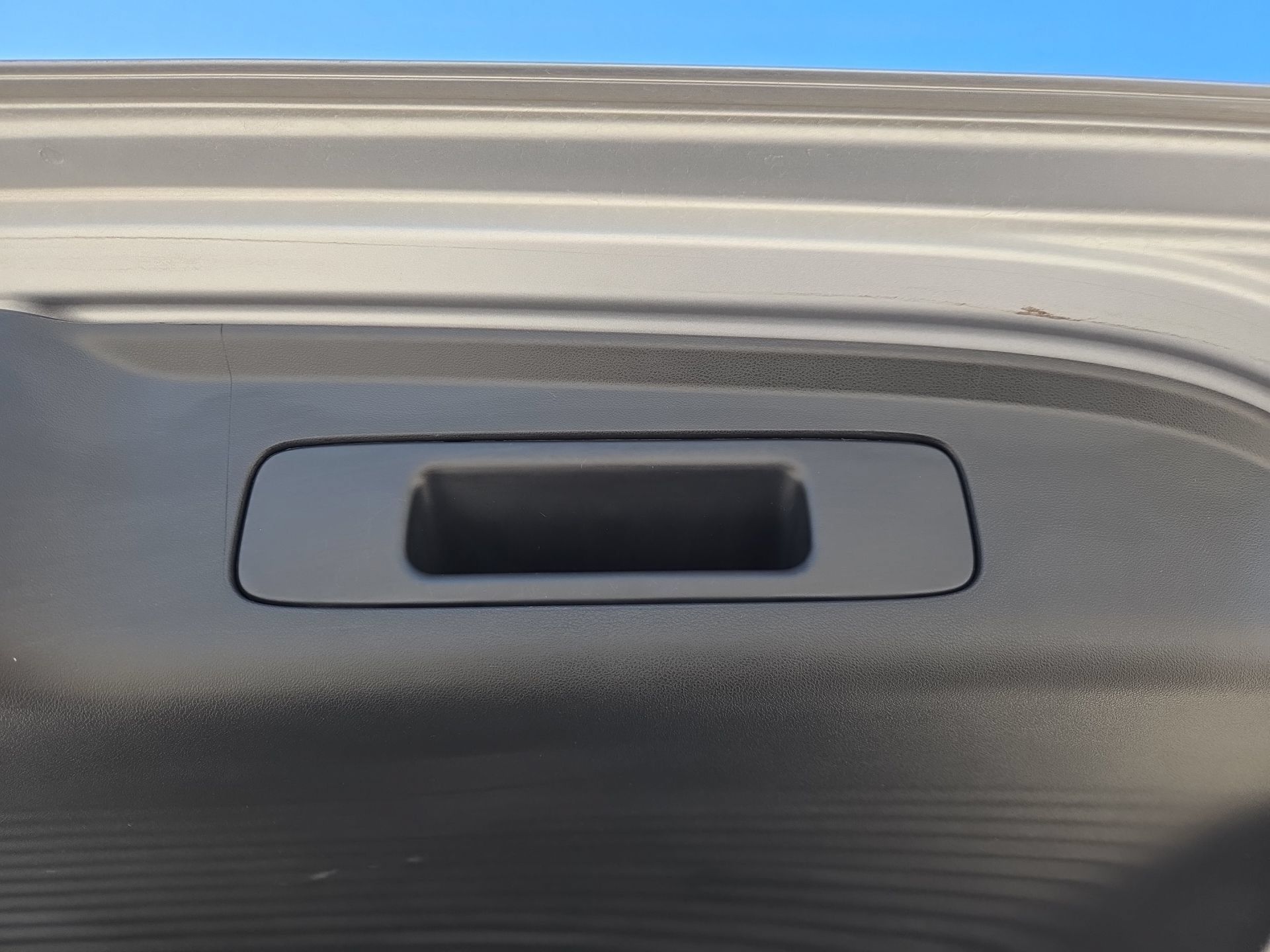 Used 2025 Honda HR-V LX image 38