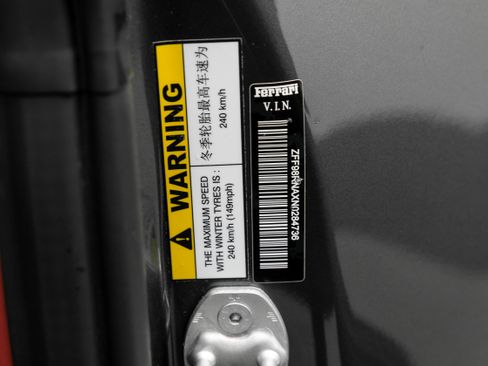 Certified 2022 Ferrari Roma image 21