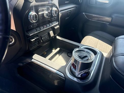 Used 2020 GMC Sierra 1500 Elevation w/ Elevation Value Package AWD/4WD image 13