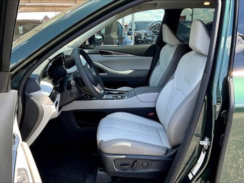 New 2026 INFINITI QX60 Luxe w/ Cargo Package image 13