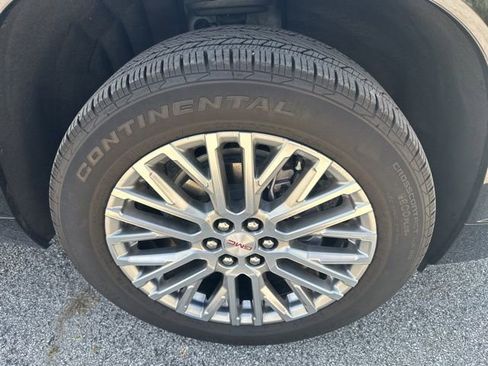 Used 2025 GMC Acadia Denali w/ Super Cruise Package AWD/4WD image 13
