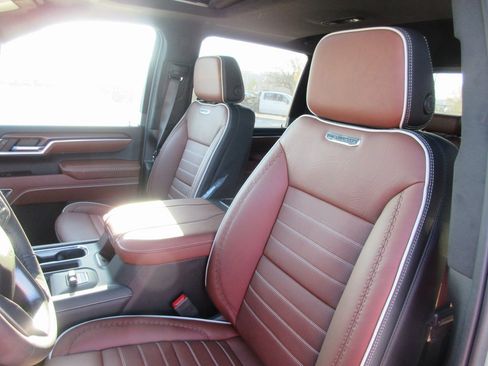 New 2026 GMC Sierra 2500 Denali Ultimate image 14