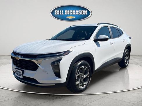 New 2026 Chevrolet Trax LT FWD image 3