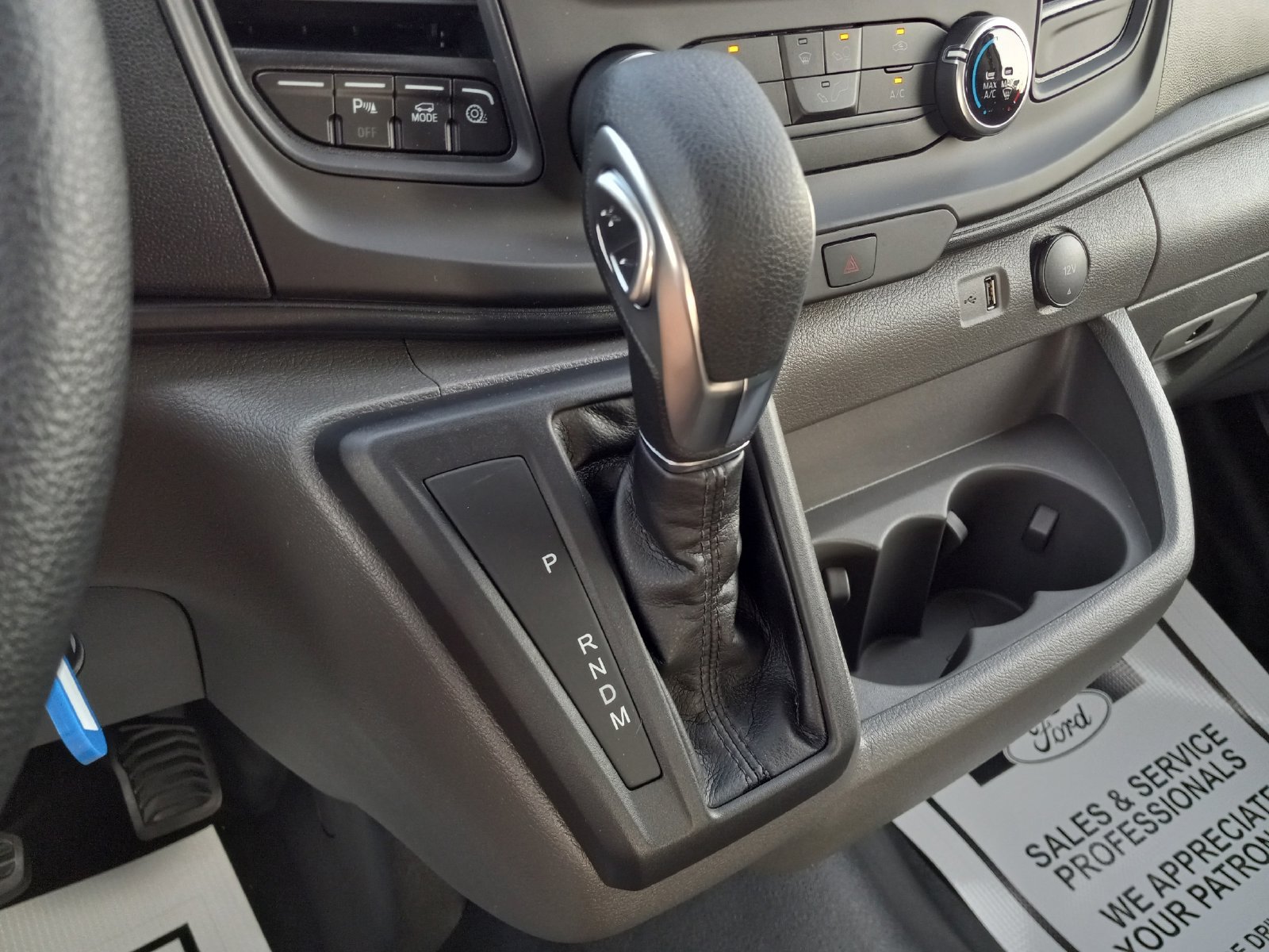 Used 2025 Ford Transit 150 Low Roof AWD image 19