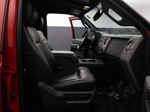 Used 2012 Ford F250 Lariat w/ Lariat Interior Pkg image 30