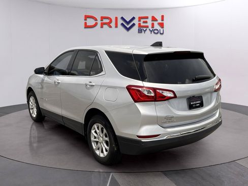 Used 2020 Chevrolet Equinox LT FWD image 3