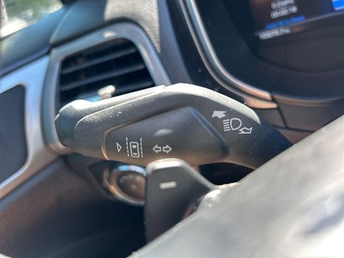 Used 2020 Ford Fusion SE image 22