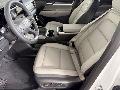 New 2026 GMC Terrain Elevation w/ Elevation Premium Package image 13