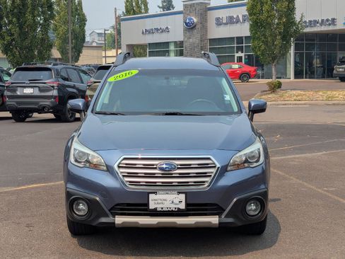 Used 2016 Subaru Outback 2.5i Limited w/ Popular Package #4 AWD/4WD image 8