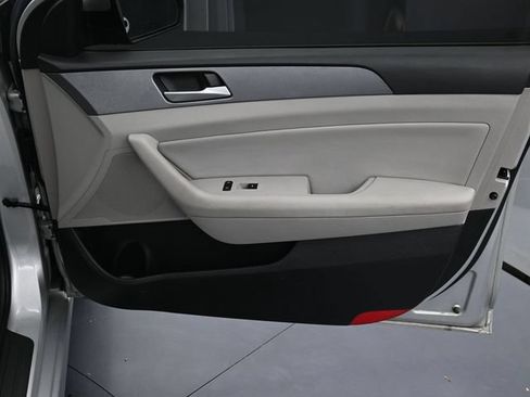 Used 2018 Hyundai Sonata SEL FWD image 33