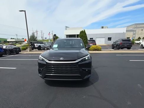 Used 2024 Lexus TX 350 AWD w/ Captains Chair Package image 4