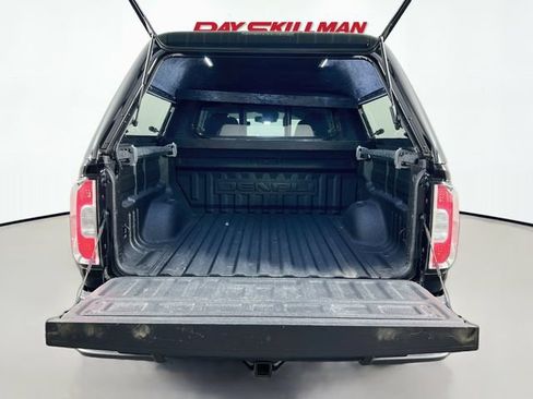 Used 2022 GMC Canyon Denali AWD/4WD image 25