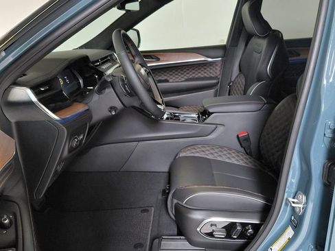 New 2026 Jeep Grand Cherokee L Summit AWD/4WD image 9