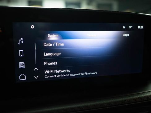 Used 2024 Buick Encore GX Sport Touring image 18