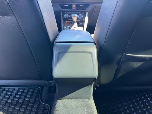 Used 2020 Volkswagen Jetta GLI Autobahn image 18