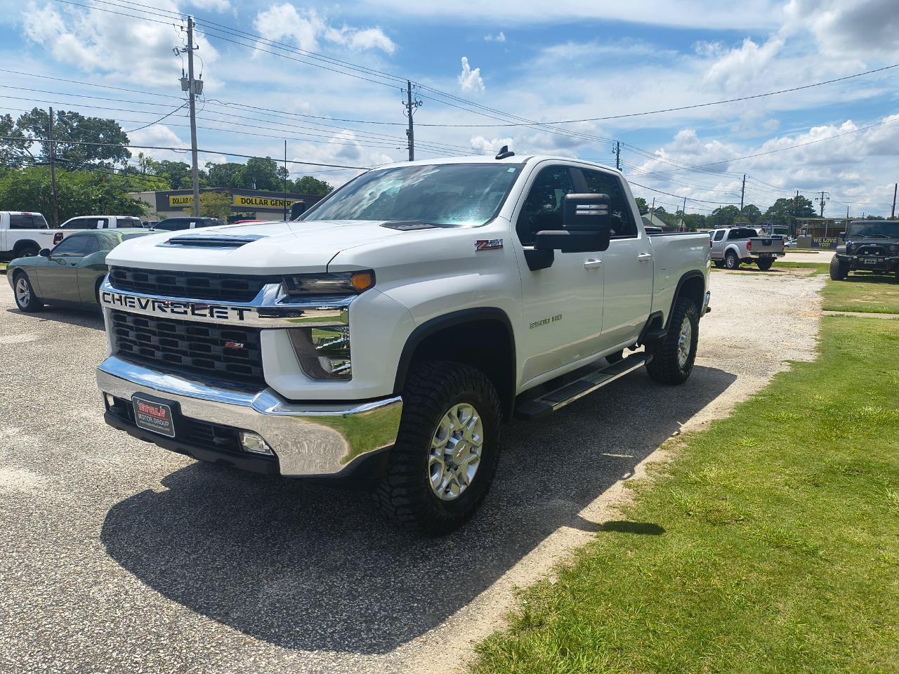 Used 2023 Chevrolet Silverado 2500 LT w/ Convenience Package AWD/4WD image 4