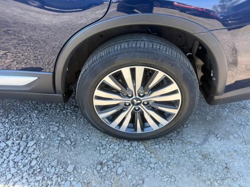 Used 2020 Mitsubishi Outlander ES AWD/4WD image 9
