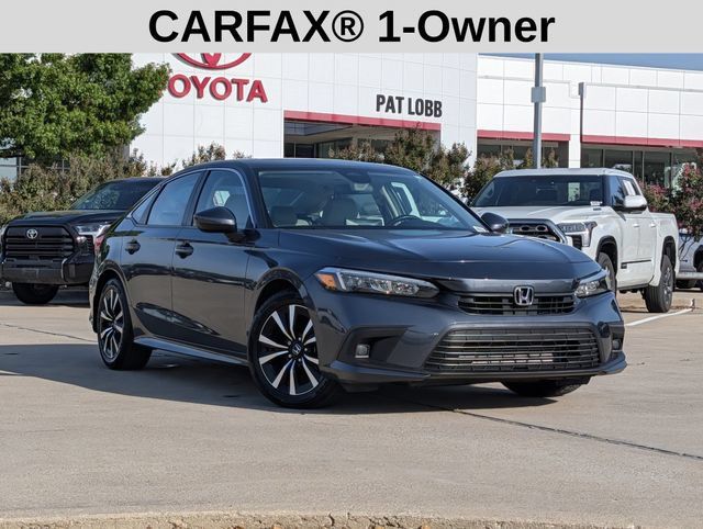 Used 2024 Honda Civic EX image 2