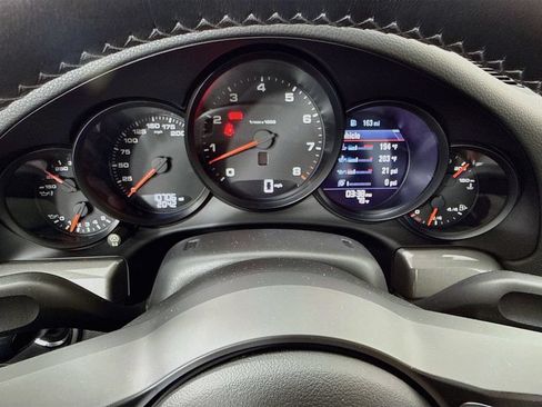Certified 2018 Porsche 911 Carrera RWD image 16