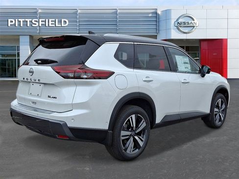 New 2025 Nissan Rogue SL w/ Tech Package image 3