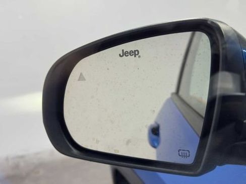 Used 2022 Jeep Compass Latitude FWD image 12