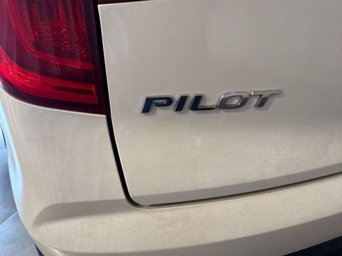 Used 2017 Honda Pilot EX-L image 12