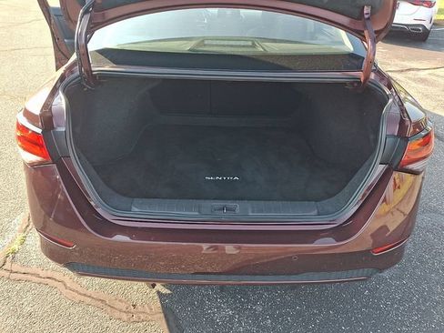 Used 2024 Nissan Sentra SV FWD image 29